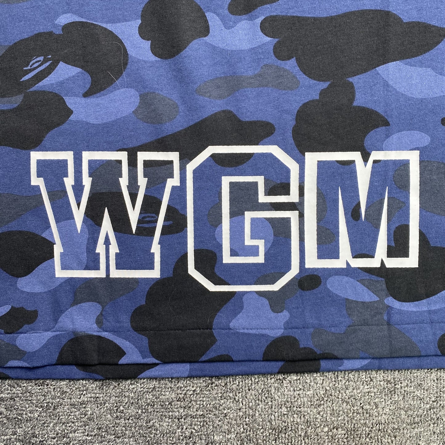 bape-abc-camo-shark-tee-blue-4-Drip Store Argentina