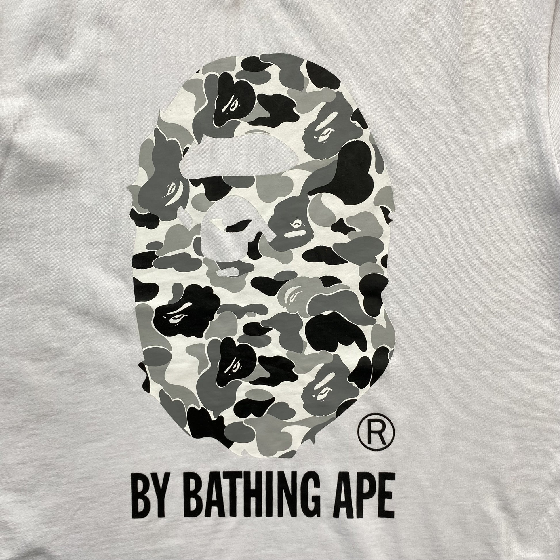 bape-abc-camo-tee-white-2_0a4a9cba-Drip Store Argentina
