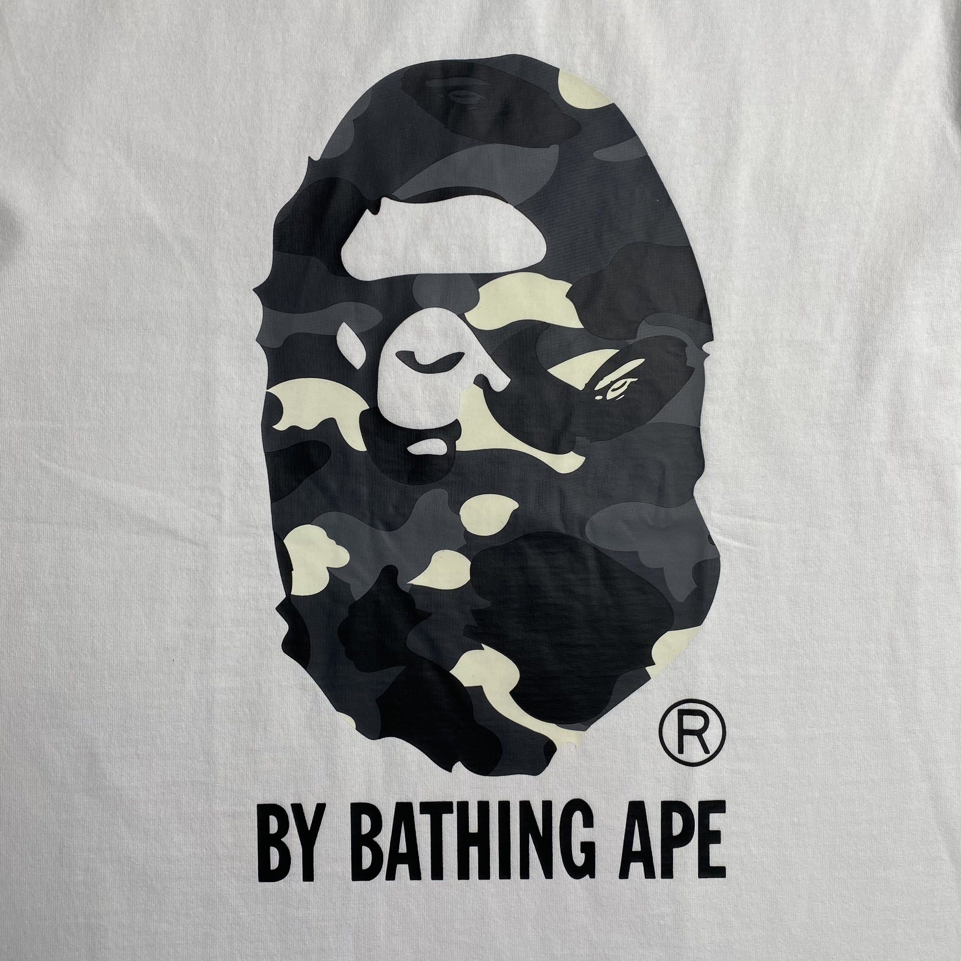 bape-abc-camo-tee-white-2_f49d12f7-Drip Store Argentina