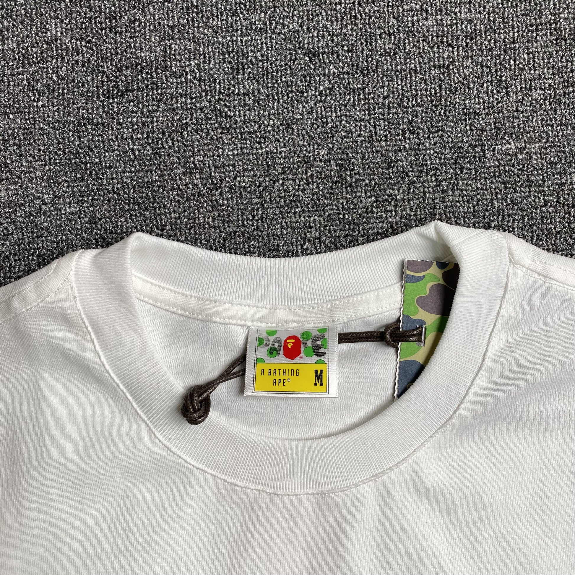 bape-abc-camo-tee-white-3_9b520626-Drip Store Argentina