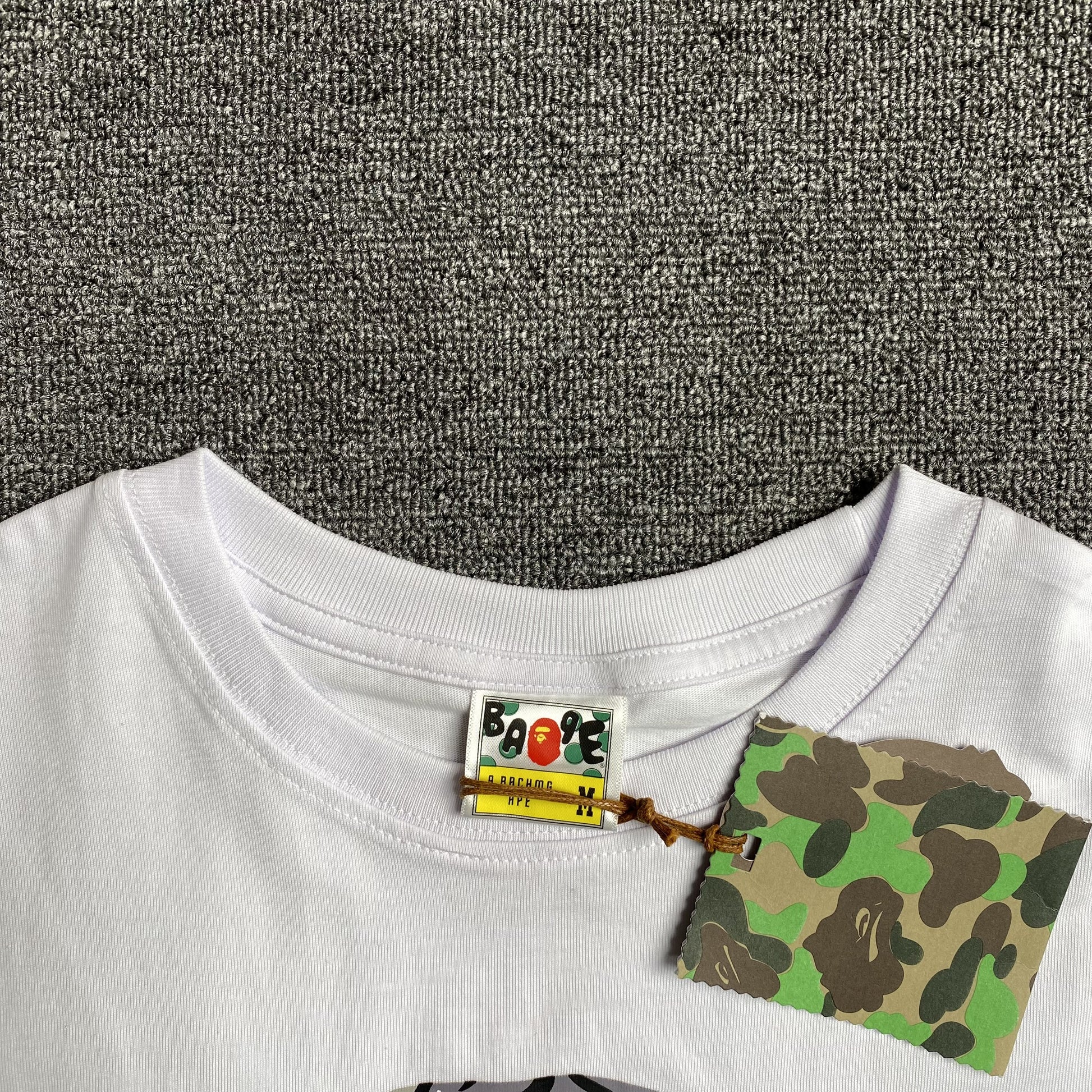 bape-abc-camo-tee-white-5_b9e5891e-Drip Store Argentina
