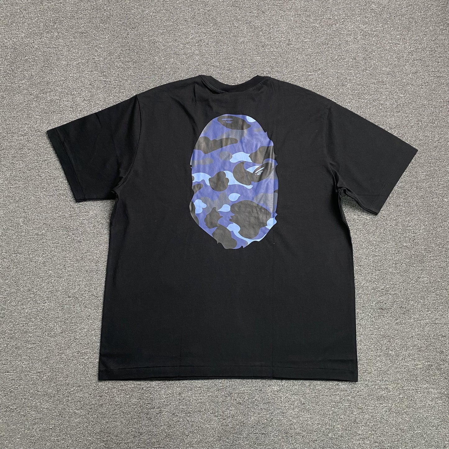 bape-camo-big-ape-head-tee-black-2_a51bcffa-Drip Store Argentina