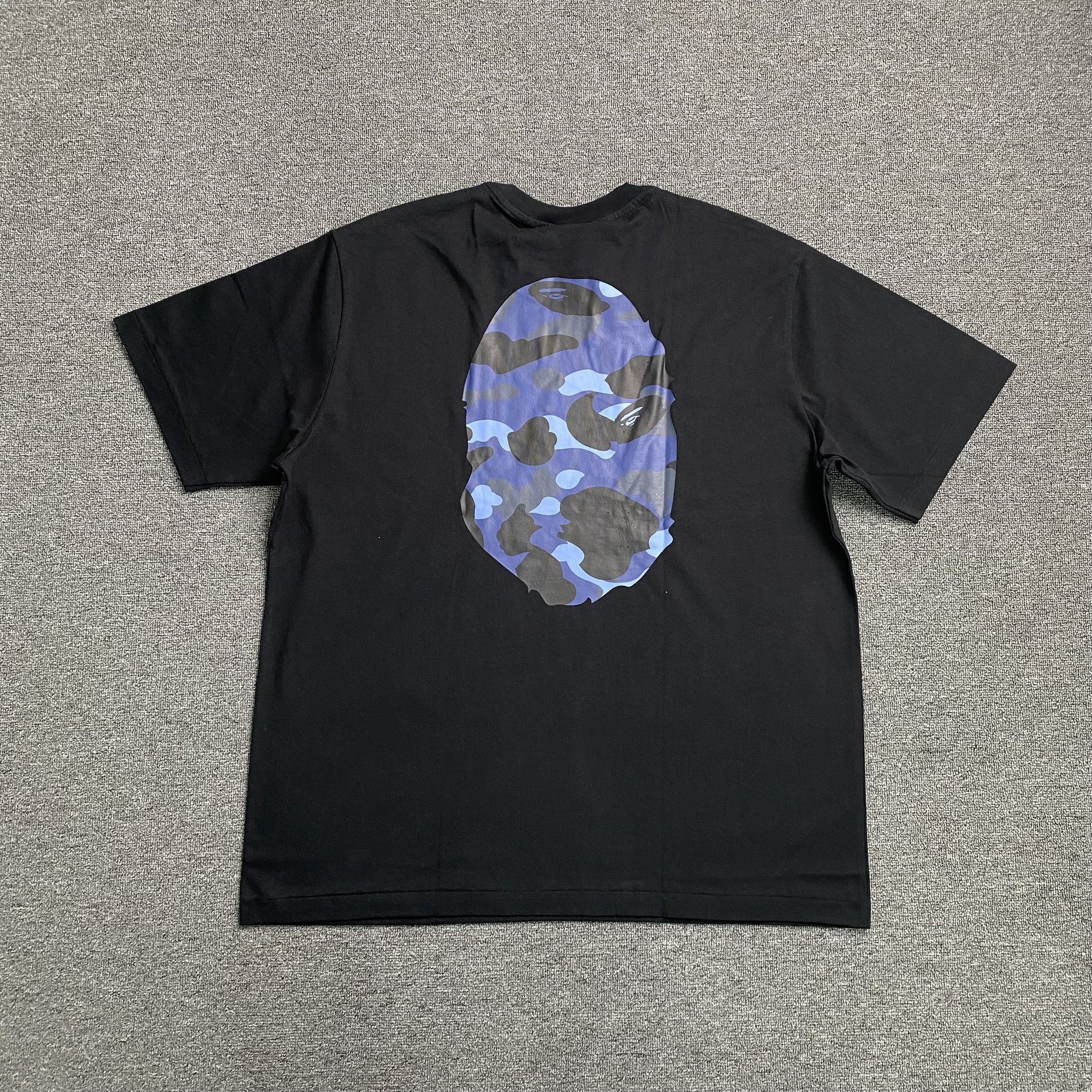 bape-camo-big-ape-head-tee-black-2_a51bcffa-Drip Store Argentina