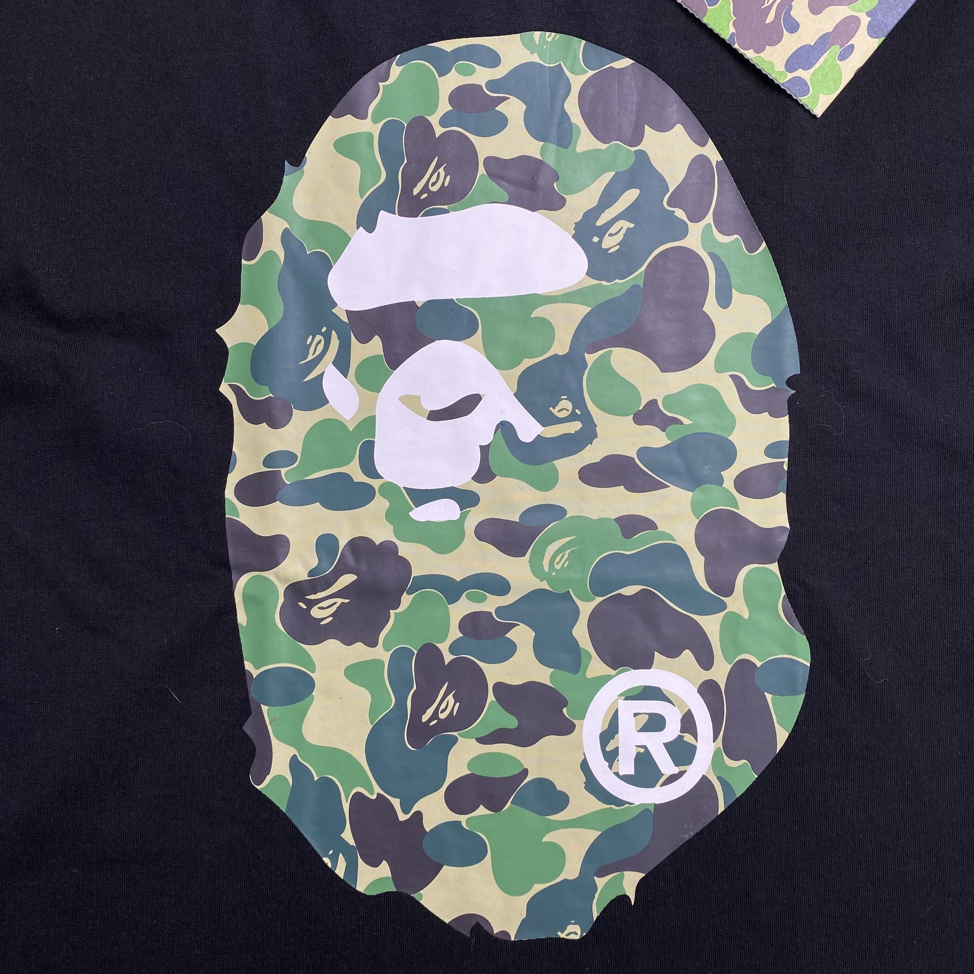bape-camo-big-ape-head-tee-black-3_d7ea17f8-Drip Store Argentina