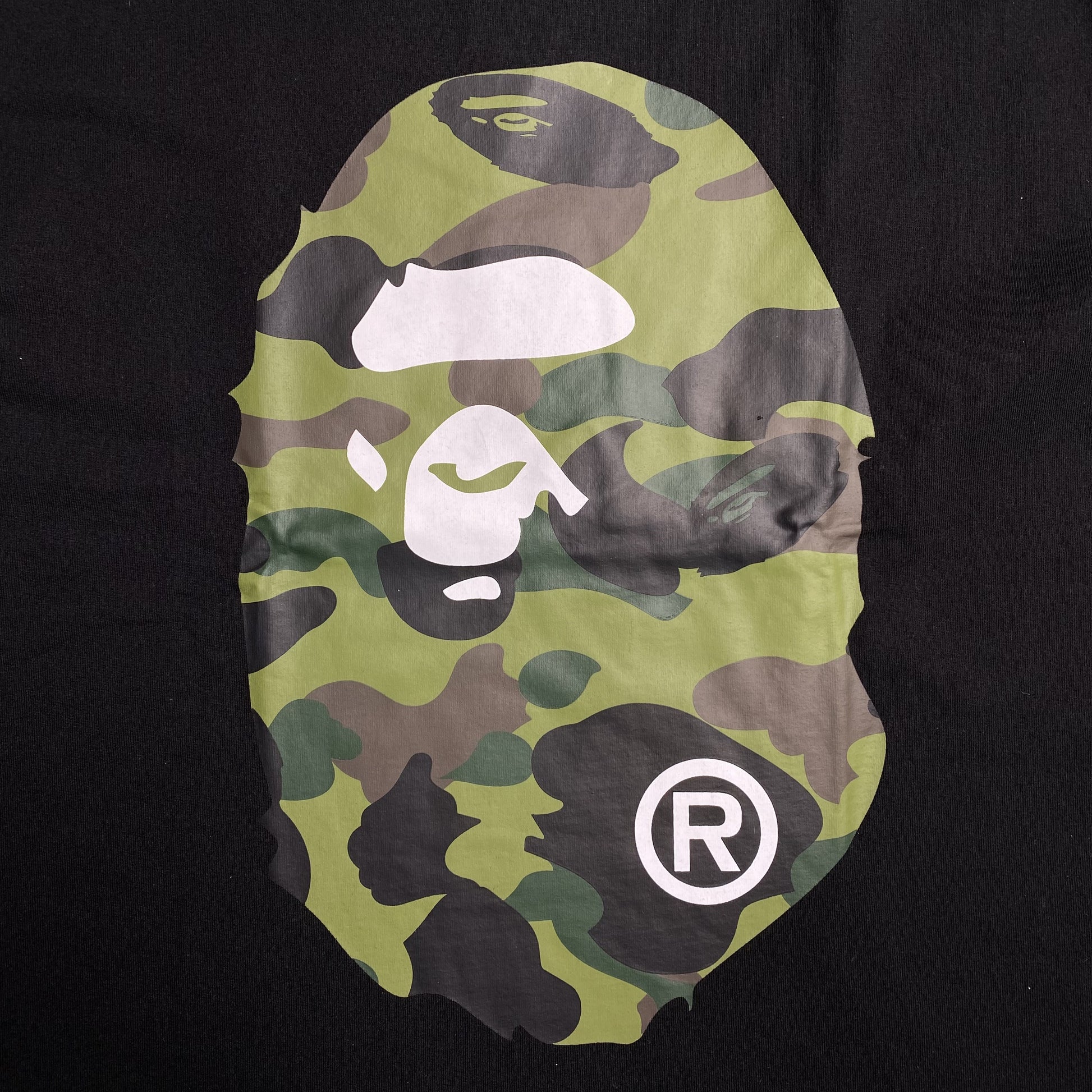 bape-camo-big-ape-head-tee-black-3_f0989baf-Drip Store Argentina