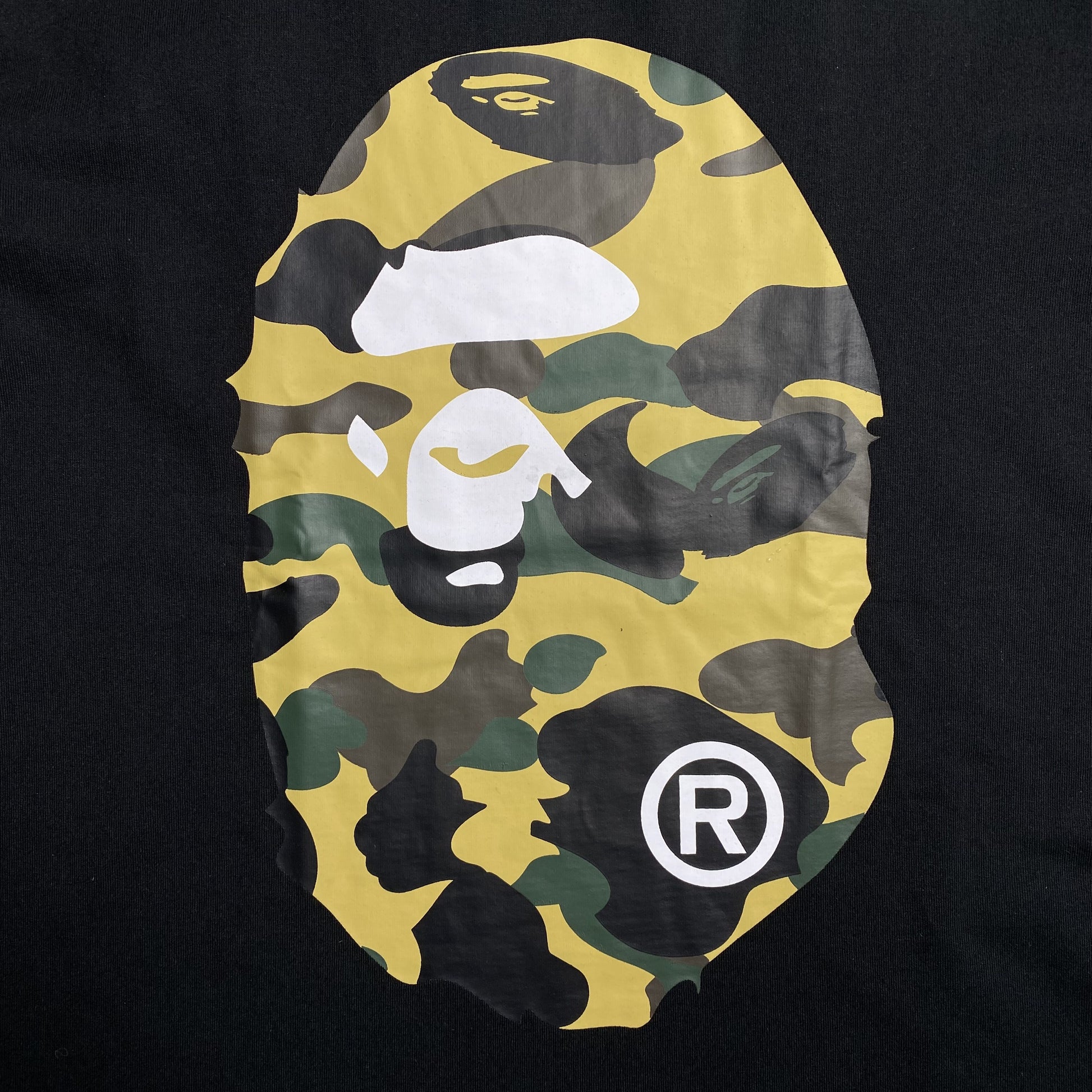 bape-camo-big-ape-head-tee-black-4_1bb96425-Drip Store Argentina