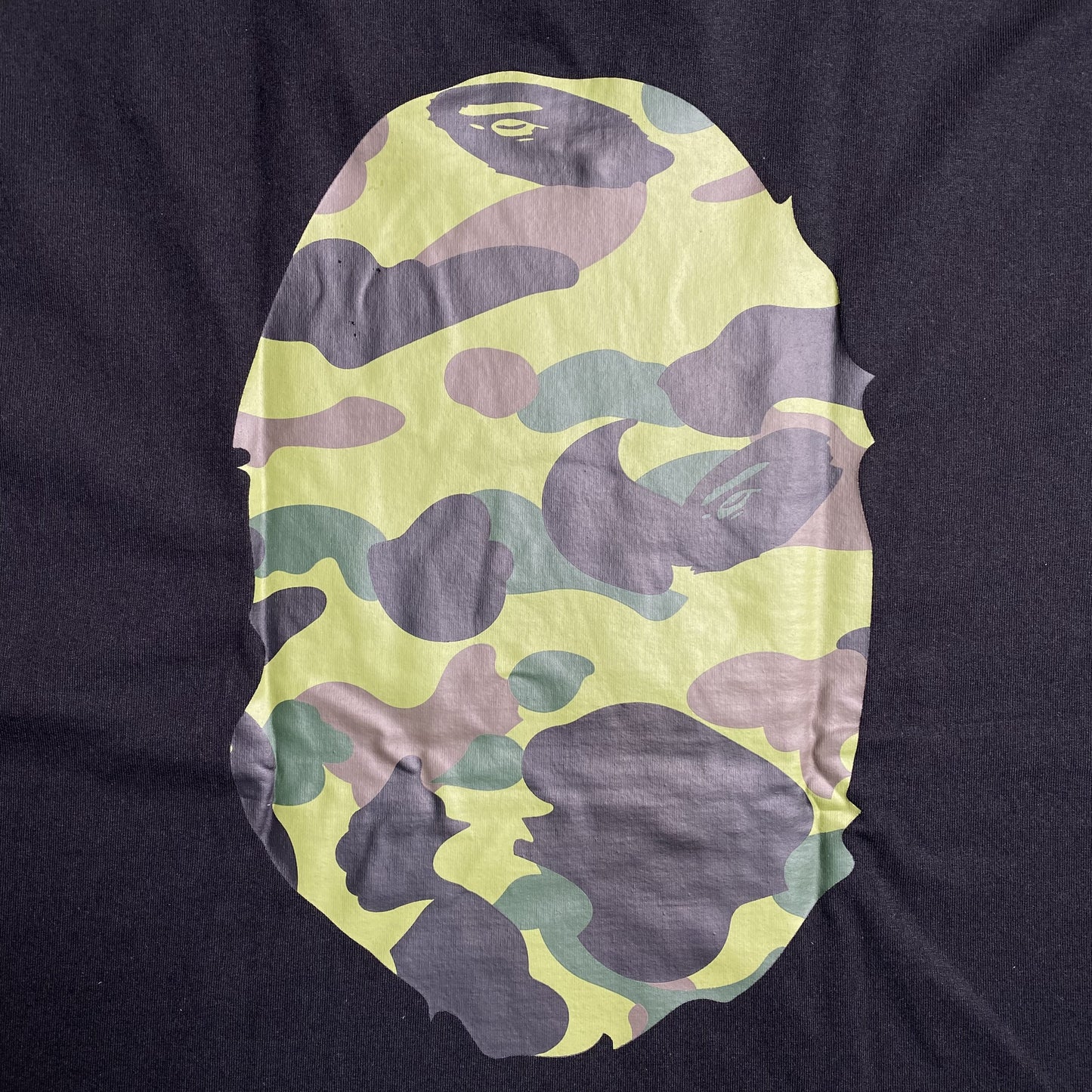 bape-camo-big-ape-head-tee-black-4_f8935c76-Drip Store Argentina