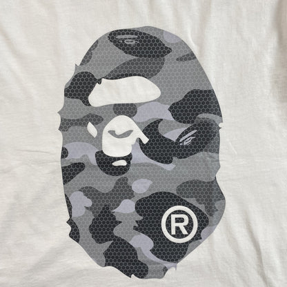 bape-camo-big-ape-head-tee-white-3_525ff557-Drip Store Argentina