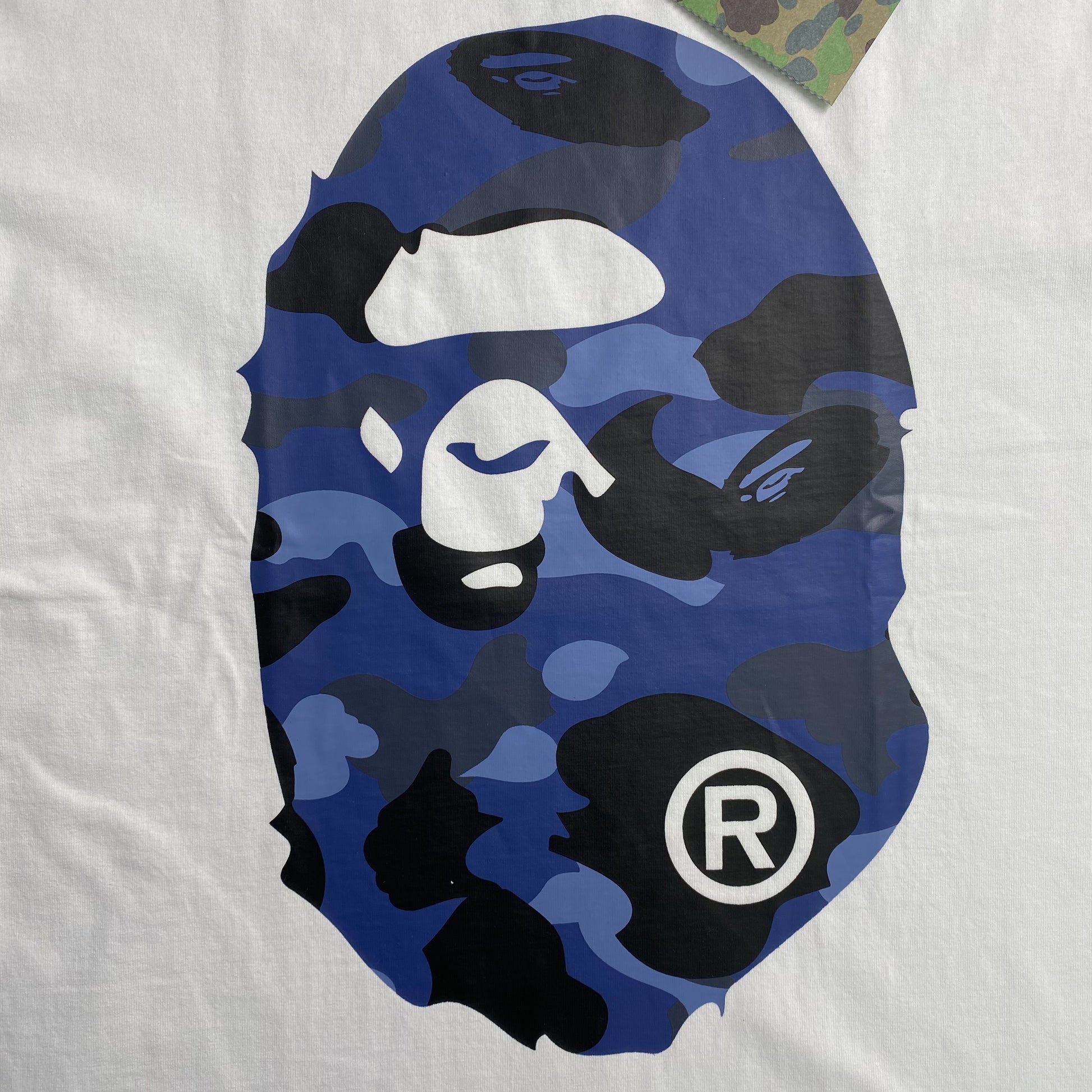 bape-camo-big-ape-head-tee-white-3_77fcd4ce-Drip Store Argentina