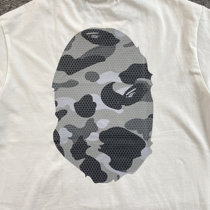 bape-camo-big-ape-head-tee-white-4_4fb47fe3-Drip Store Argentina