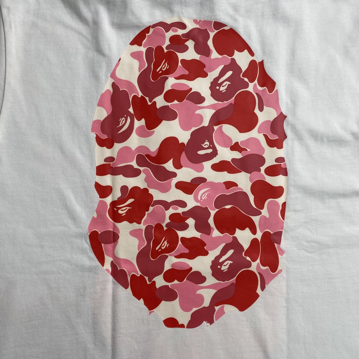 bape-camo-big-ape-head-tee-white-4_618821a9-Drip Store Argentina