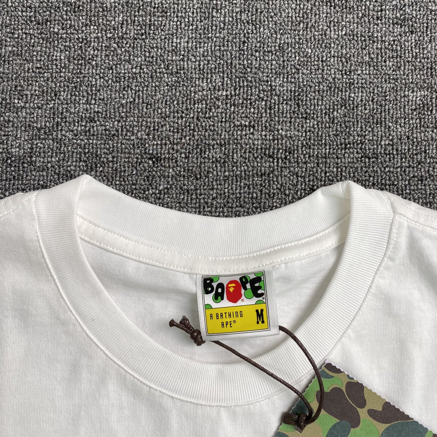 bape-camo-big-ape-head-tee-white-6_c47945cc-Drip Store Argentina
