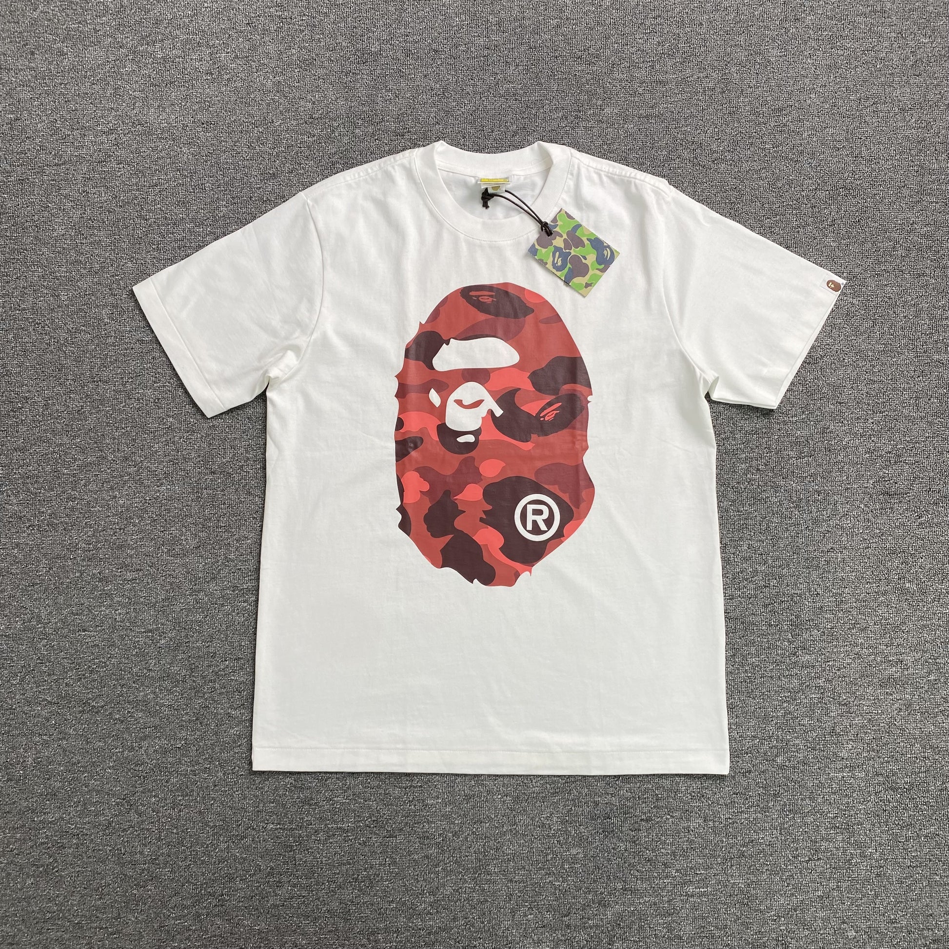 bape-camo-big-ape-head-tee-white_2190b0c9-Drip Store Argentina
