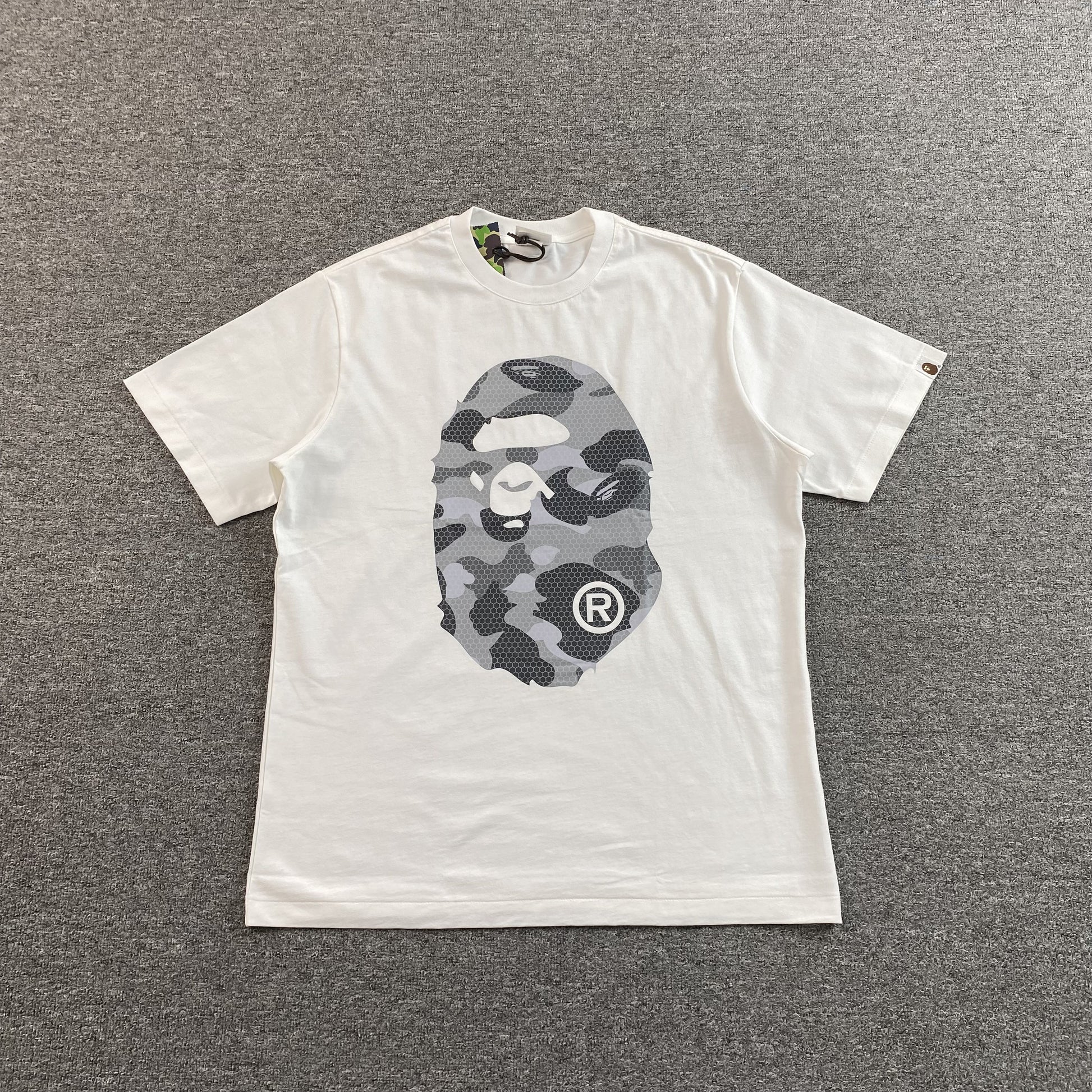 bape-camo-big-ape-head-tee-white_34044a55-Drip Store Argentina
