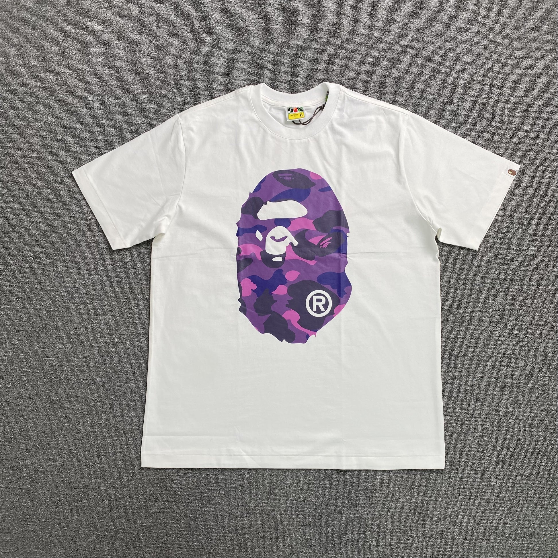 bape-camo-big-ape-head-tee-white_71a16268-Drip Store Argentina