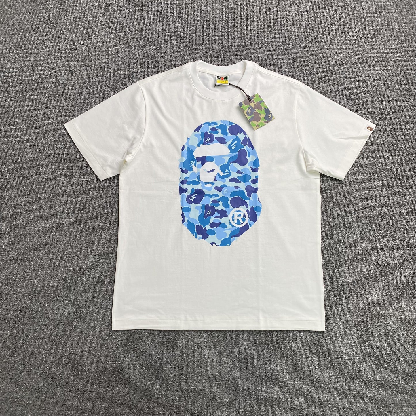 bape-camo-big-ape-head-tee-white_809ae060-Drip Store Argentina