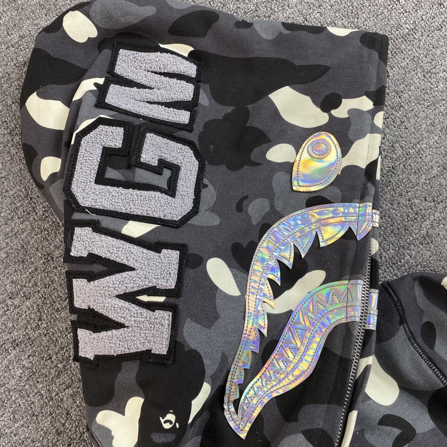 Campera Bape City Camo Shark Full Zip Negra