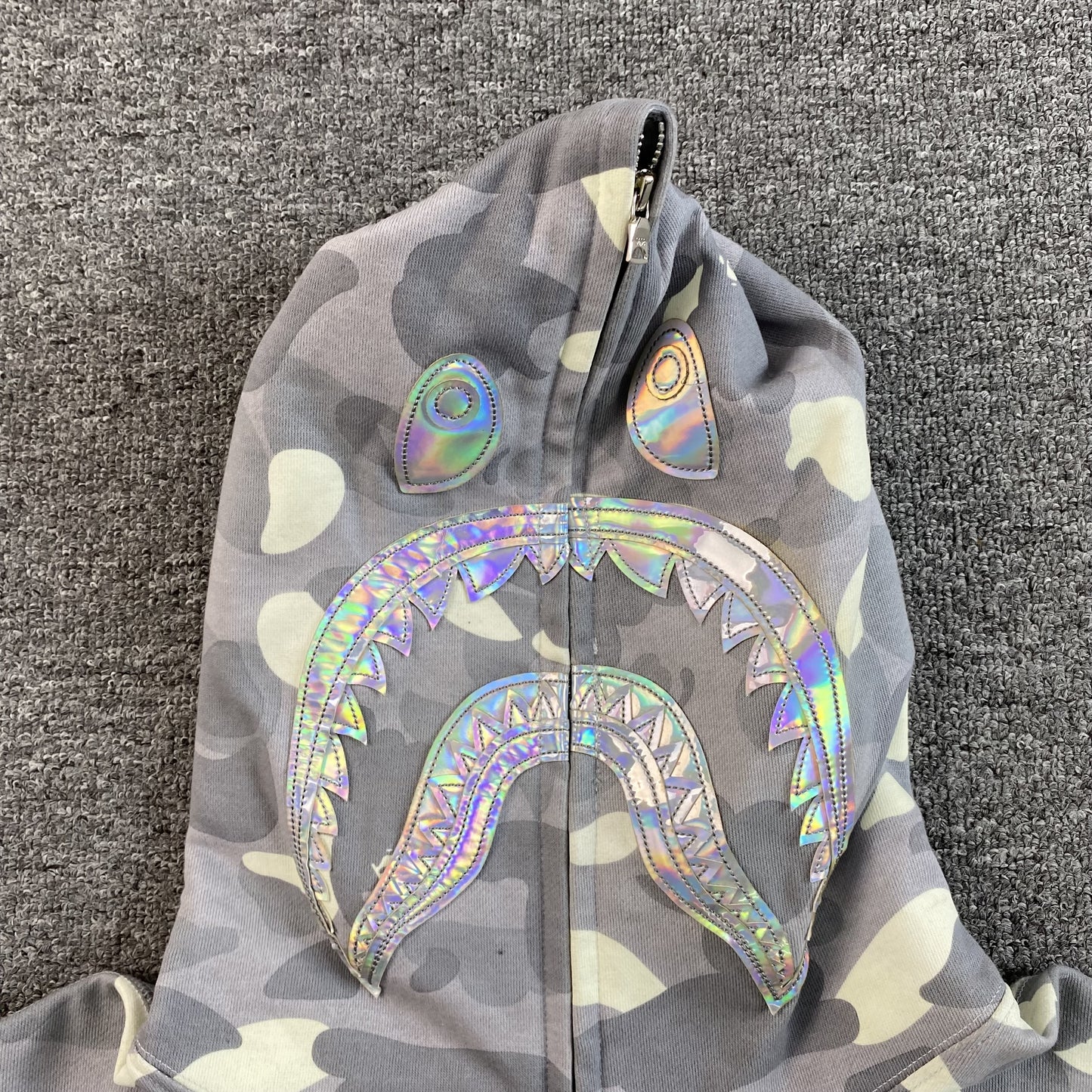 Campera Bape City Camo Shark Full Zip Gris