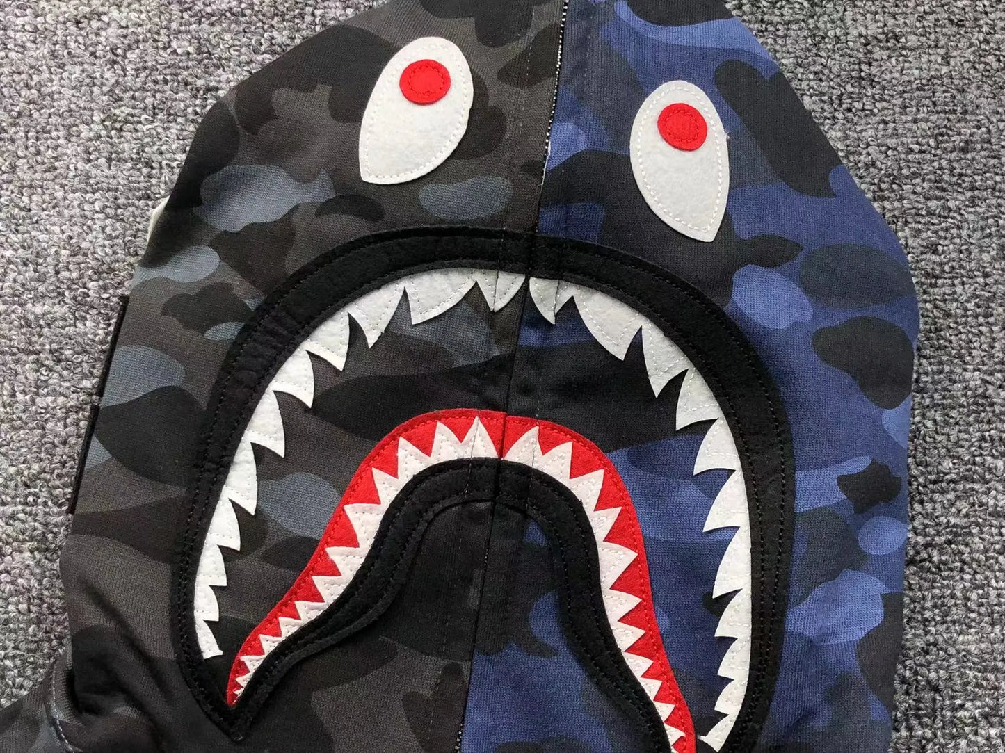 bape-color-camo-separate-shark-full-zip-hoodie-black-blue-10-Drip Store Argentina