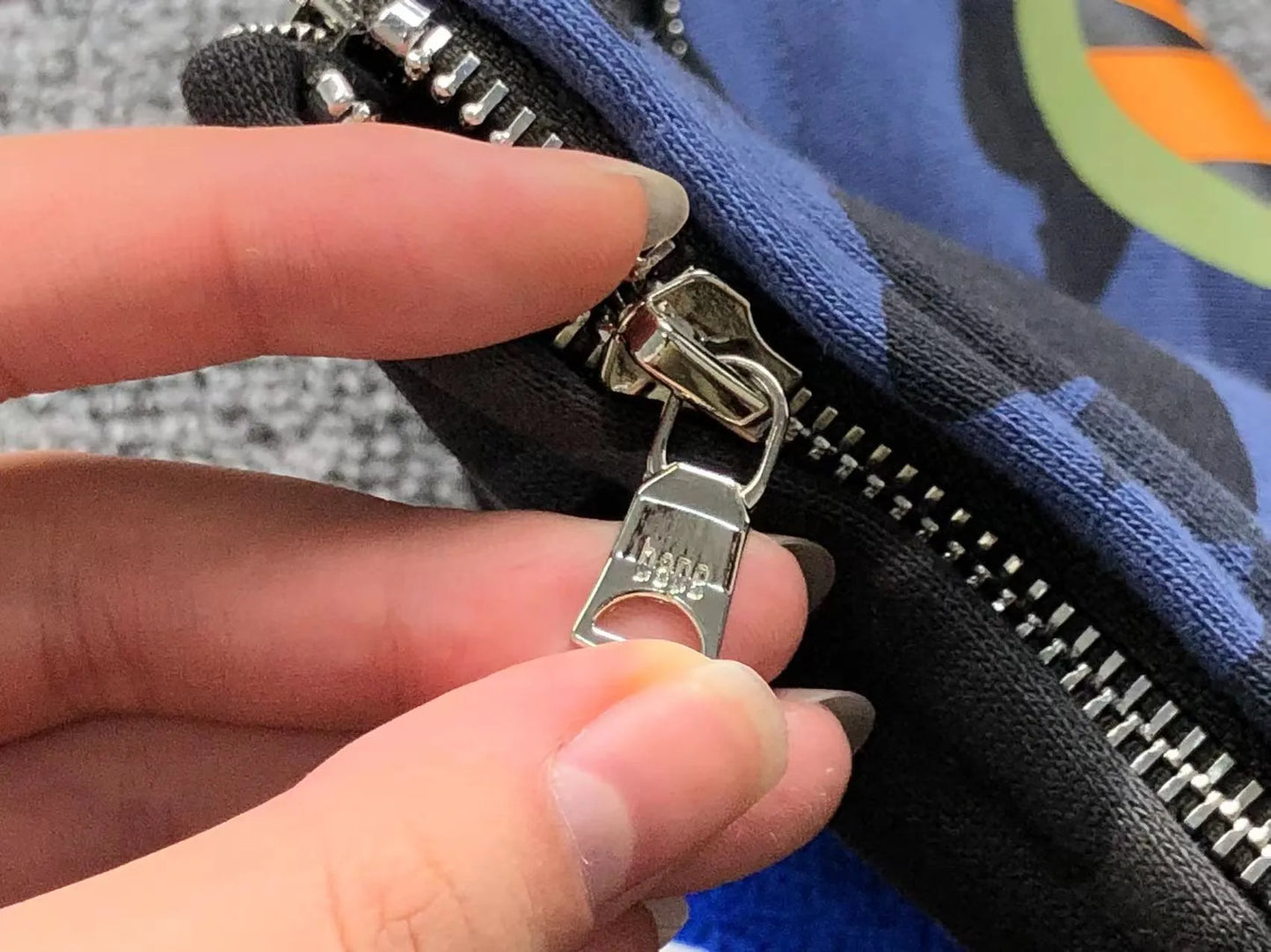 bape-color-camo-separate-shark-full-zip-hoodie-black-blue-12-Drip Store Argentina