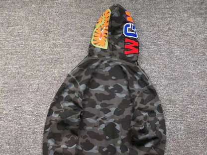 bape-color-camo-shark-full-zip-hoodie-black-3-Drip Store Argentina