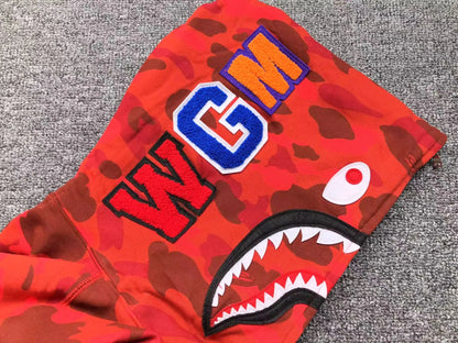 bape-color-camo-shark-full-zip-hoodie-red-2-Drip Store Argentina