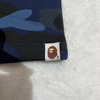 bape-color-camo-shark-sweat-shorts-4-Drip Store Argentina