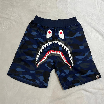 bape-color-camo-shark-sweat-shorts-Drip Store Argentina