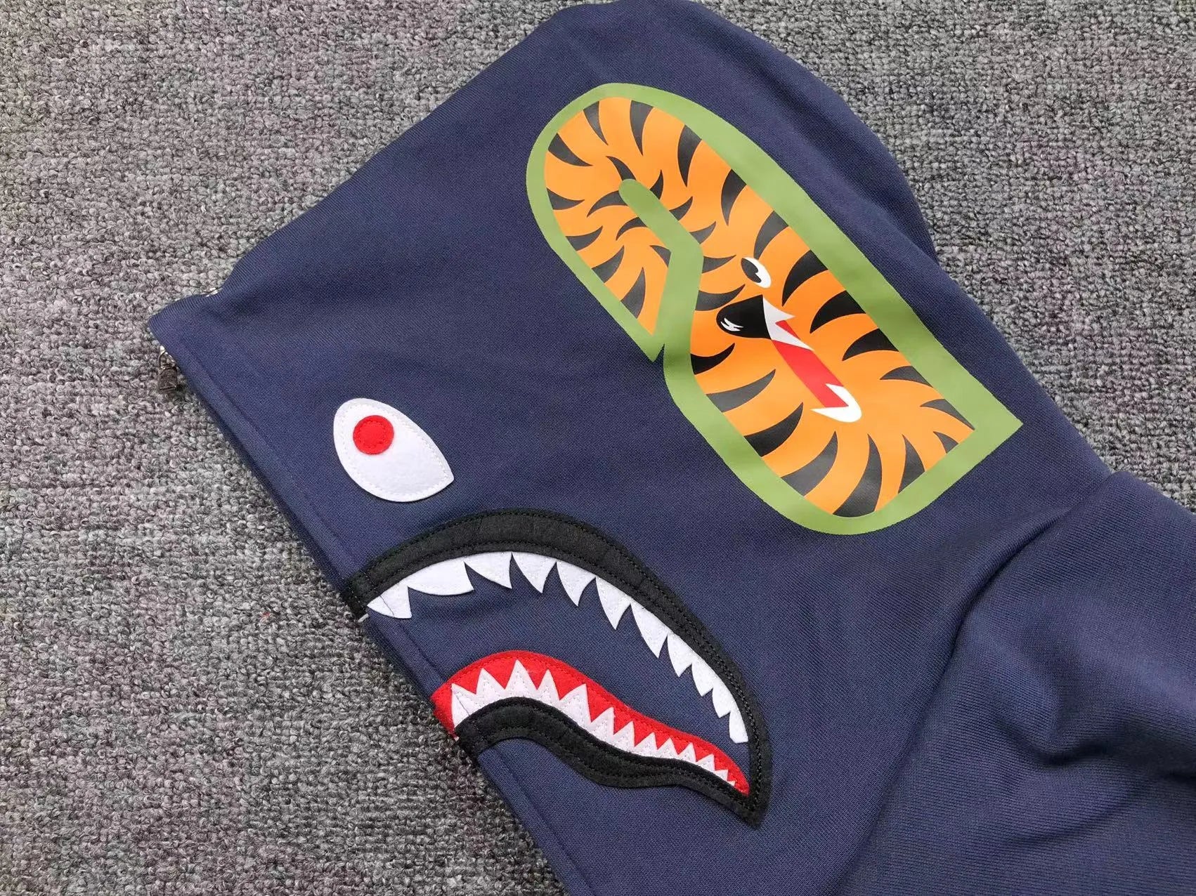 bape-color-camo-shark-wide-full-zip-double-hoodie-blue-11-Drip Store Argentina