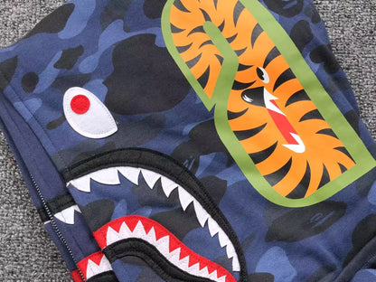 bape-color-camo-shark-wide-full-zip-double-hoodie-blue-7-Drip Store Argentina