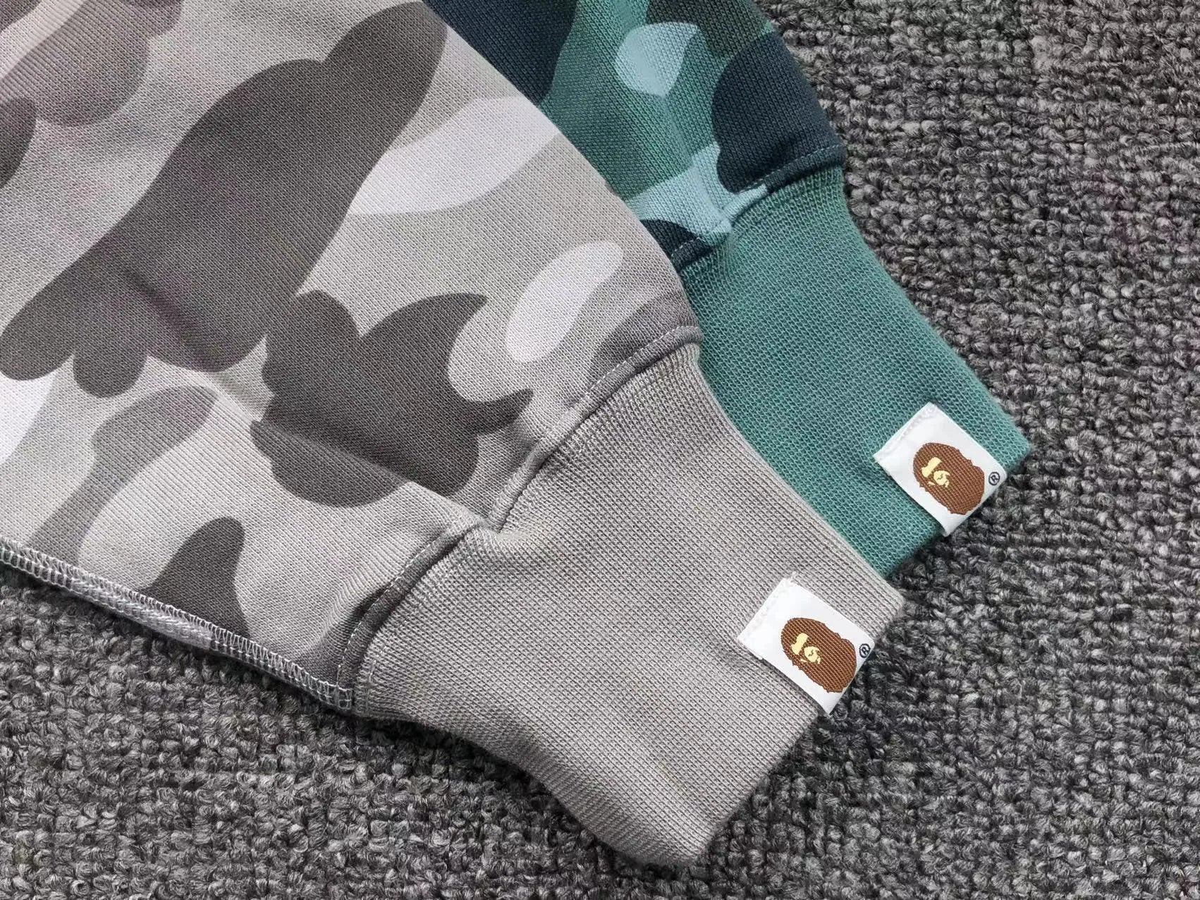 bape-color-camo-shark-wide-full-zip-double-hoodie-gray-16-Drip Store Argentina