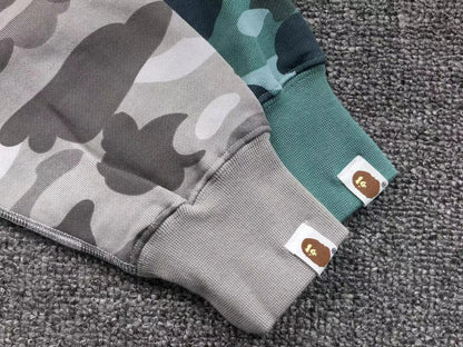 bape-color-camo-shark-wide-full-zip-double-hoodie-gray-16-Drip Store Argentina