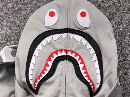 bape-color-camo-shark-wide-full-zip-double-hoodie-gray-5-Drip Store Argentina