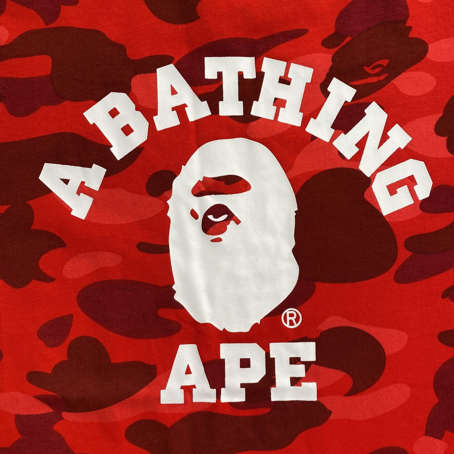 bape-color-camo-tee-red-3-Drip Store Argentina
