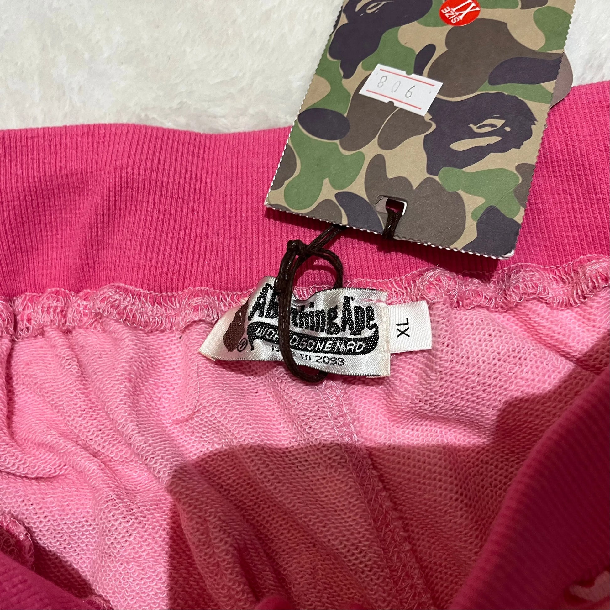 bape-fire-camo-sweat-shorts-pink-5-Drip Store Argentina