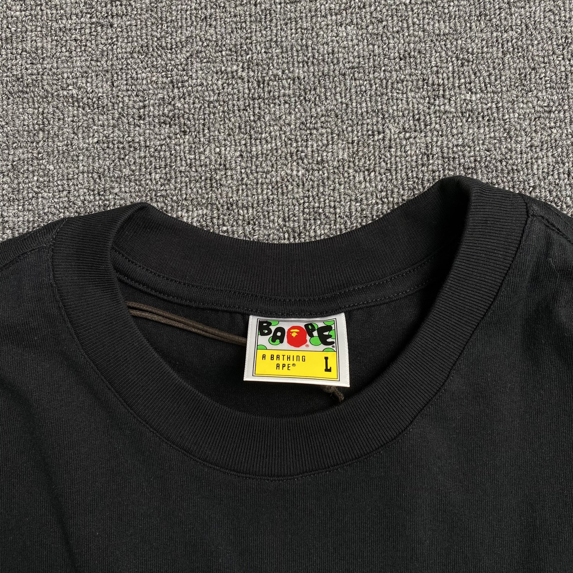 bape-glitch-art-tee-black-3-Drip Store Argentina