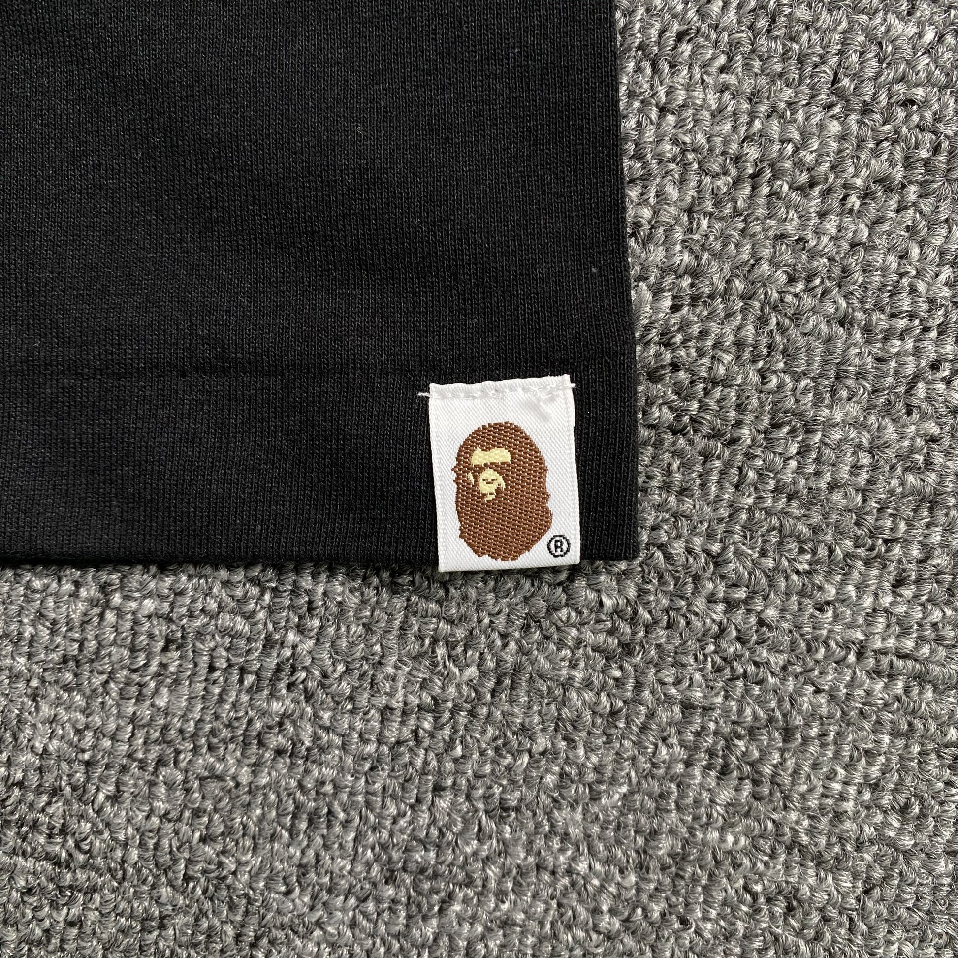 bape-glitch-art-tee-black-4-Drip Store Argentina