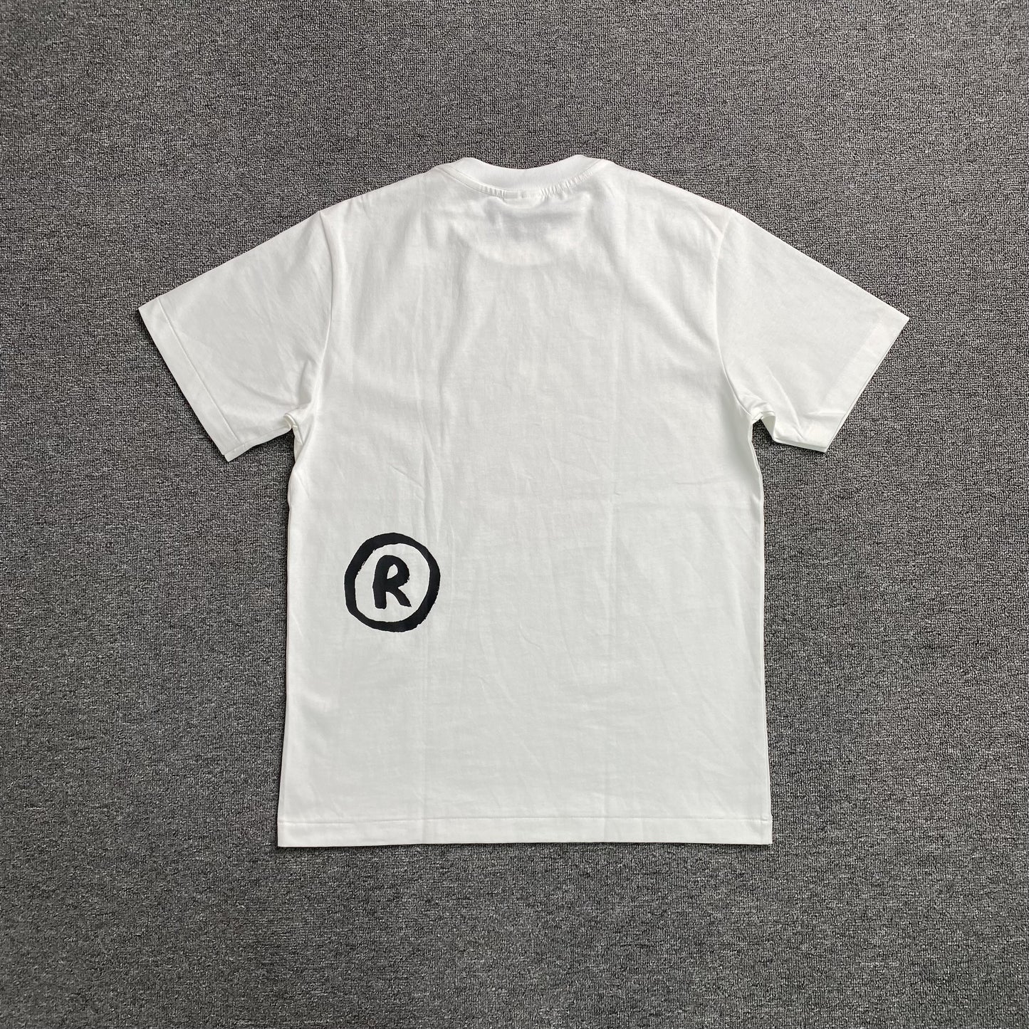 bape-hand-draw-tee-white-4-Drip Store Argentina