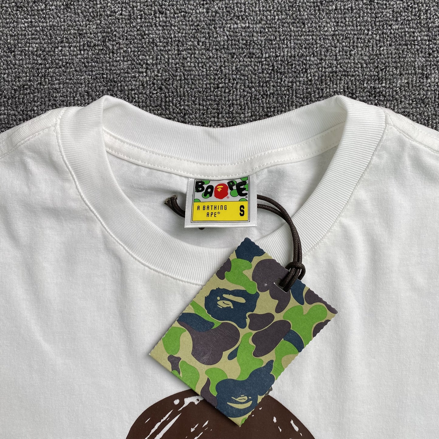 bape-hand-draw-tee-white-6-Drip Store Argentina