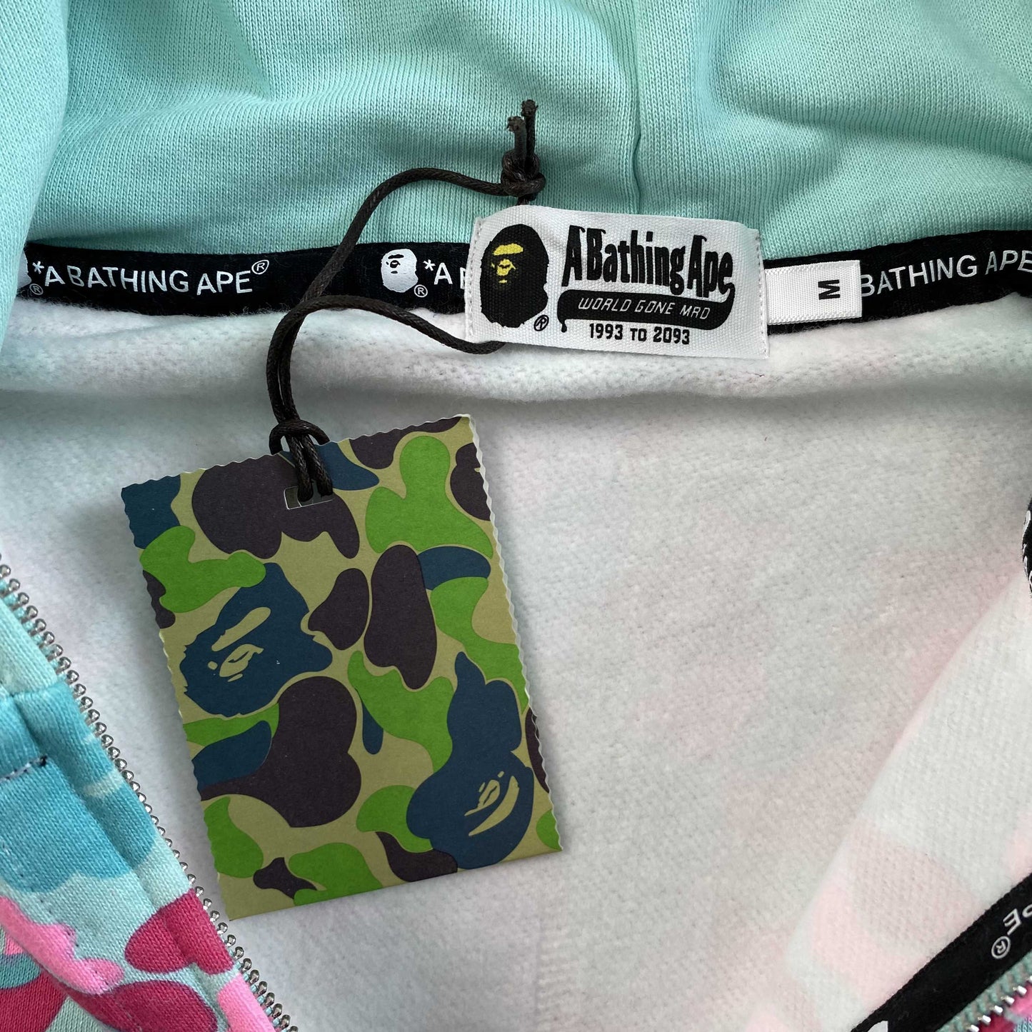 Campera Bape  Miami 4th Anniversary Shark Full Zip Rosa Azul