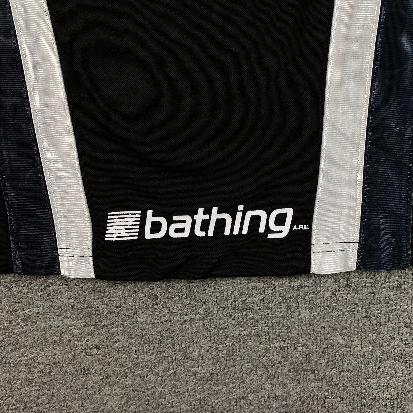 Remera Bape Multi Logo Soccer Jersey Negra