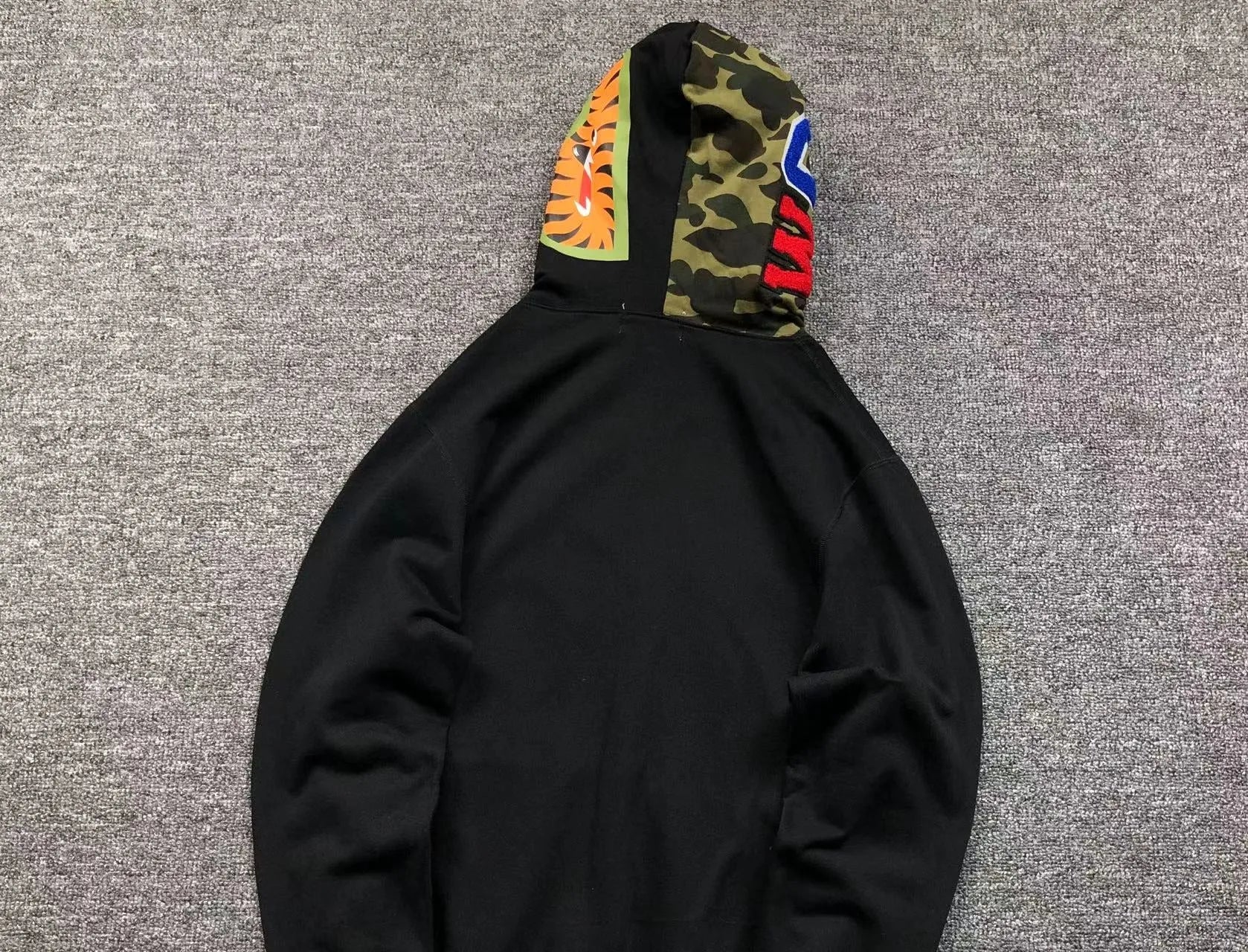 bape-shark-full-zip-hoodie-black-13-Drip Store Argentina