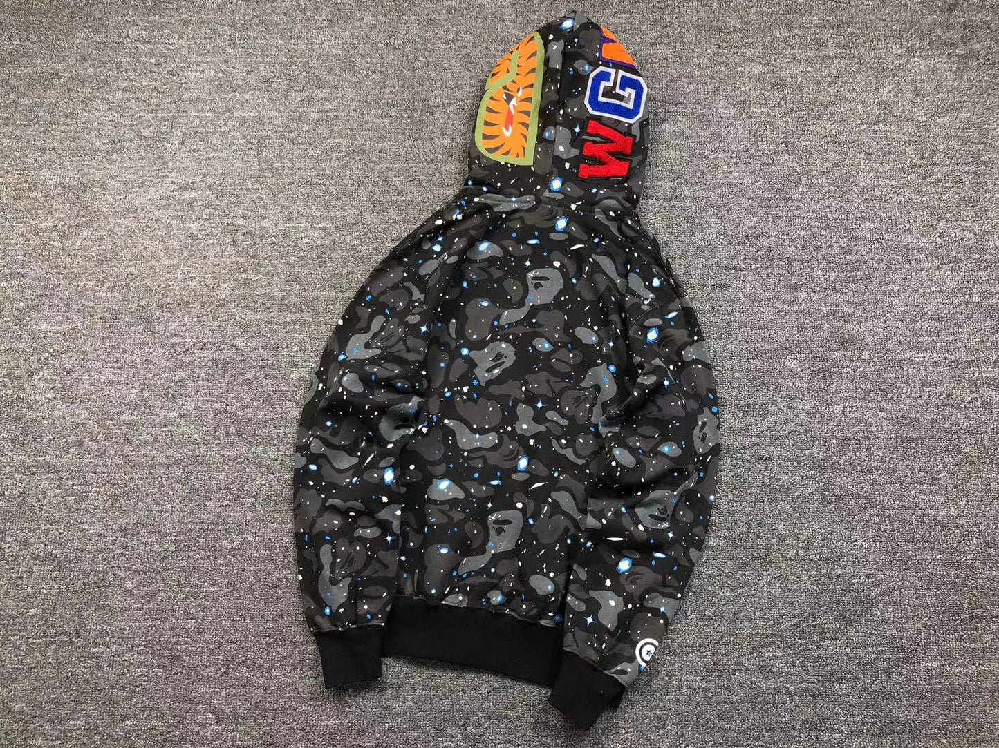 bape-space-camo-shark-full-zip-double-hoodie-black-3-Drip Store Argentina