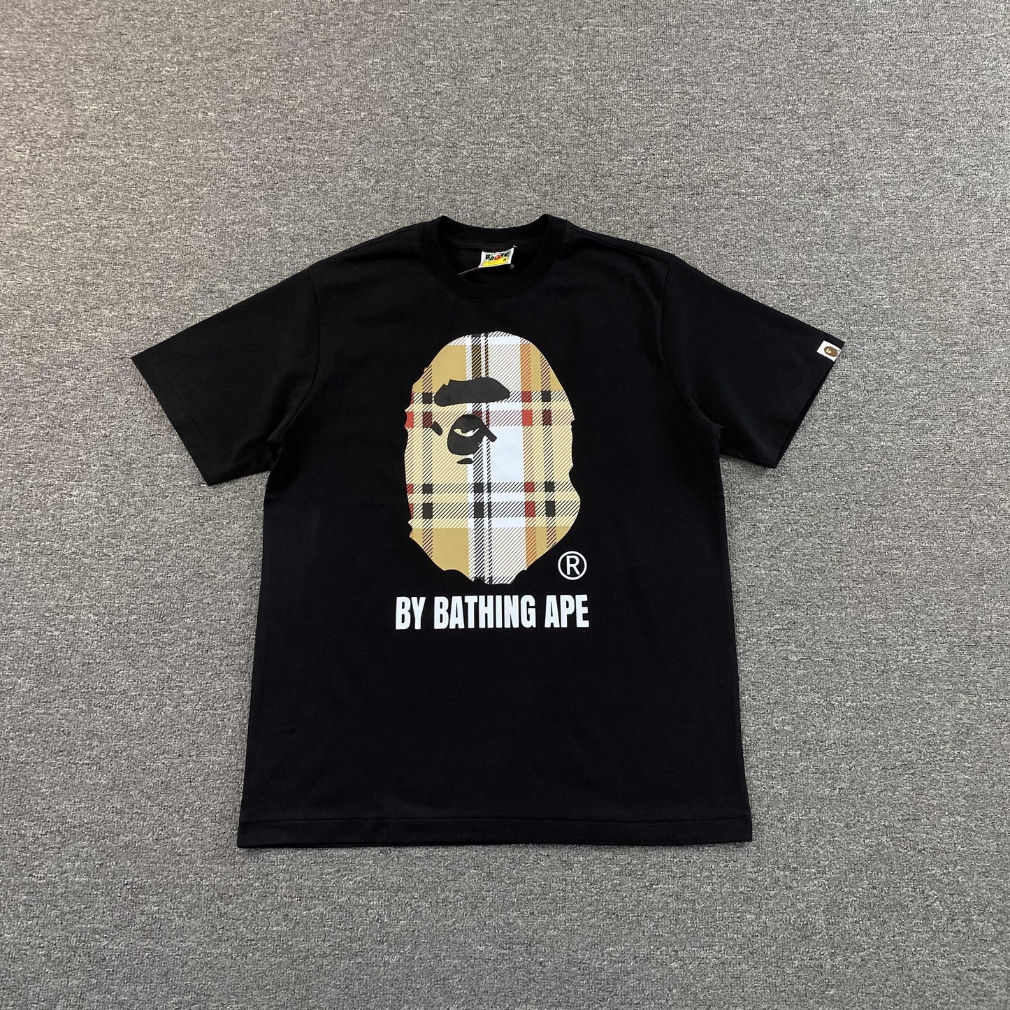 Remera Bape x Burberry Negra