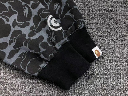 bape-x-dover-street-market-special-camo-shark-full-zip-hoodie-13-Drip Store Argentina