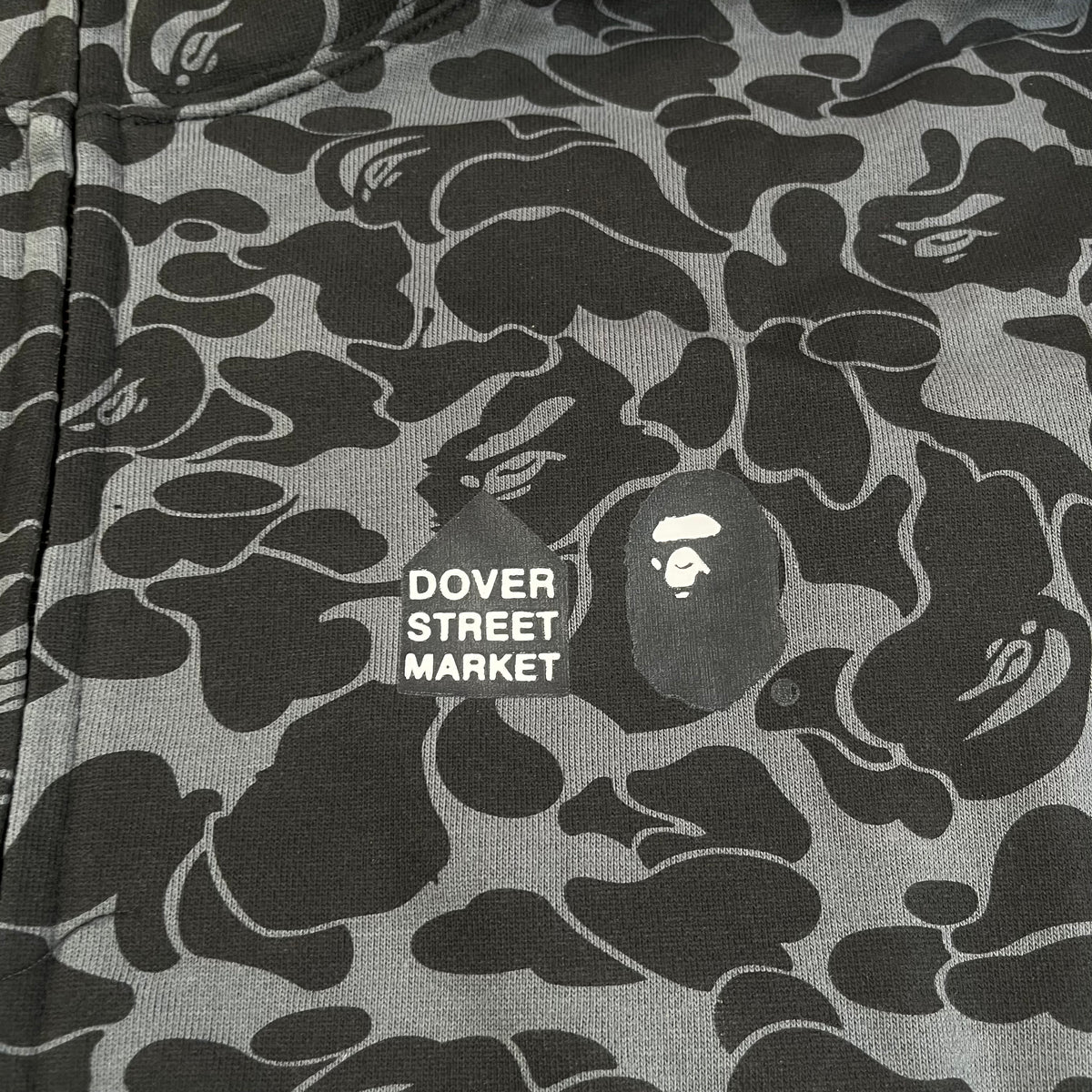 Campera Bape X Dsm Special Camo Shark Full Zip Negra