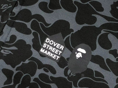 bape-x-dover-street-market-special-camo-shark-full-zip-hoodie-7-Drip Store Argentina