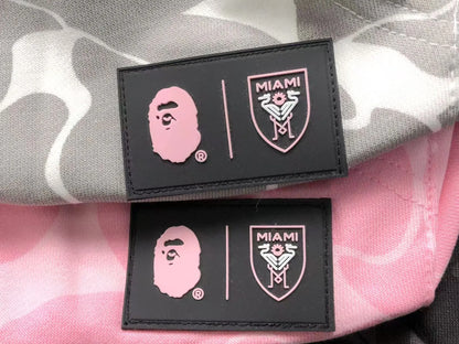 bape-x-inter-miami-cf-camo-hoodie-pink-2-Drip Store Argentina