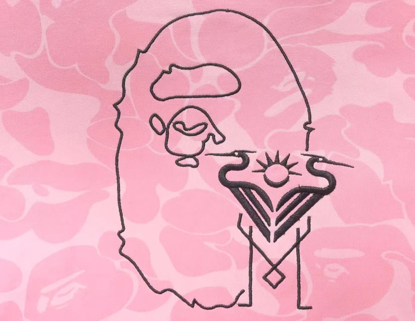 bape-x-inter-miami-cf-camo-hoodie-pink-3-Drip Store Argentina