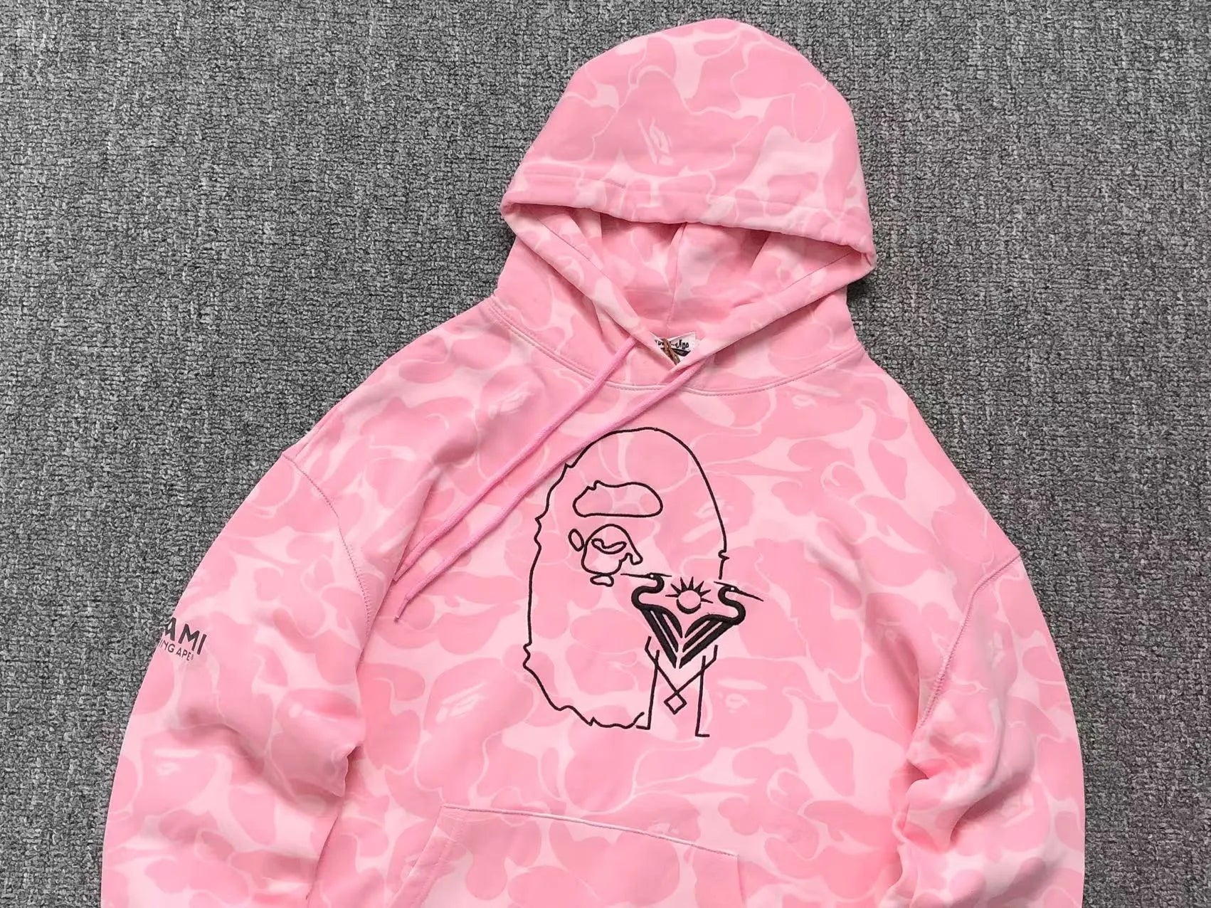 bape-x-inter-miami-cf-camo-hoodie-pink-7-Drip Store Argentina